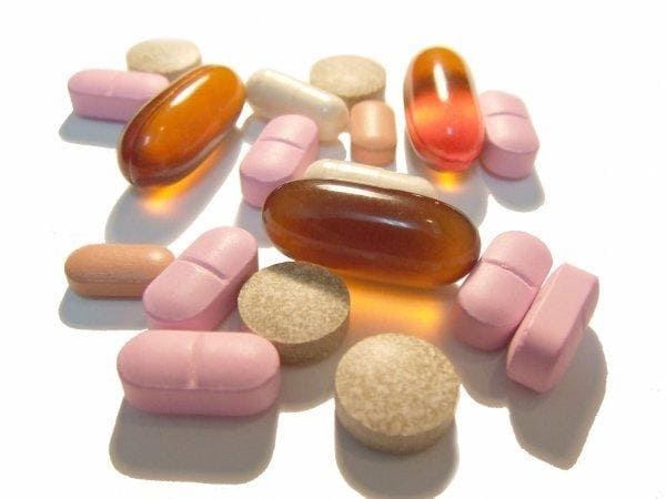 Медикаментозное лечение кисты яичника слева