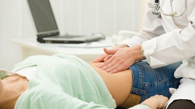 Обнаружение увеличения яичников при пальпации